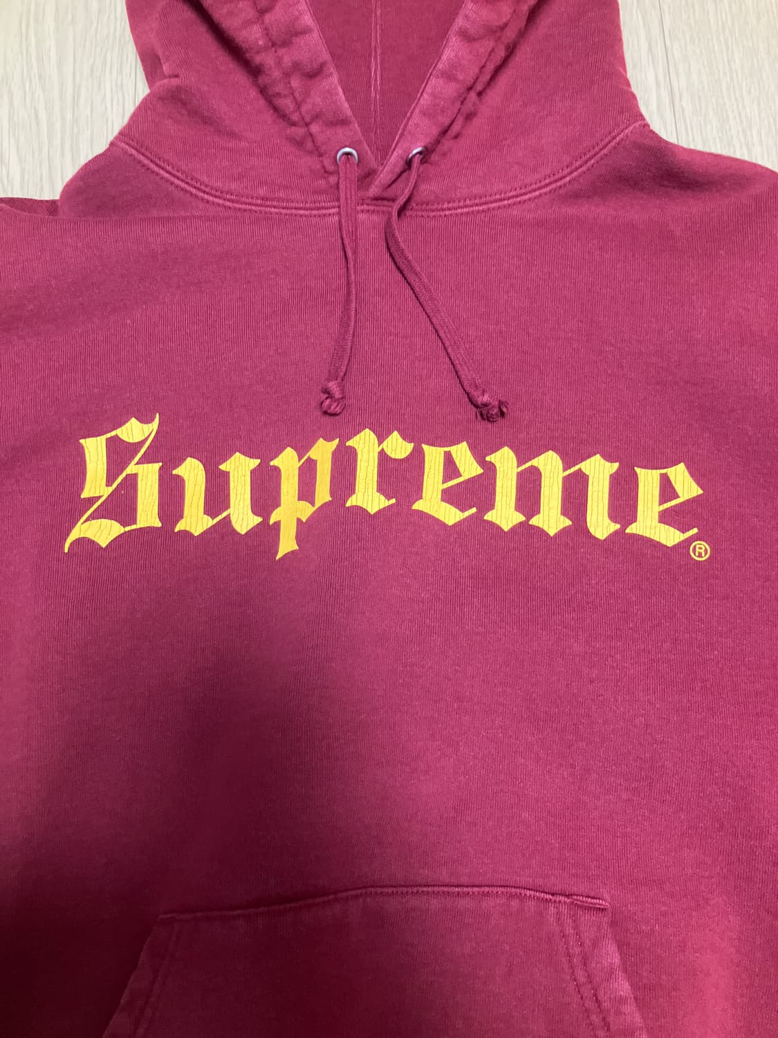 슈프림 올드 잉글리쉬 후드 스웻셔츠 상품이미지2