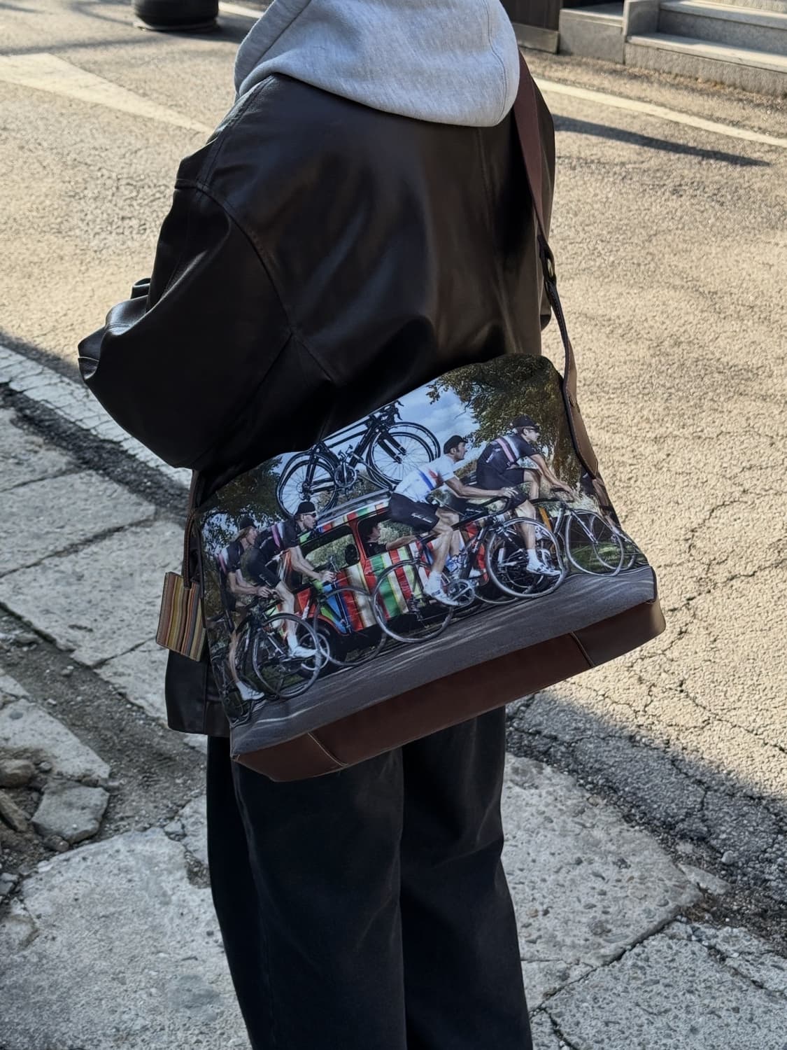 Paul Smith 아트 레이싱 메신저백 상품이미지4