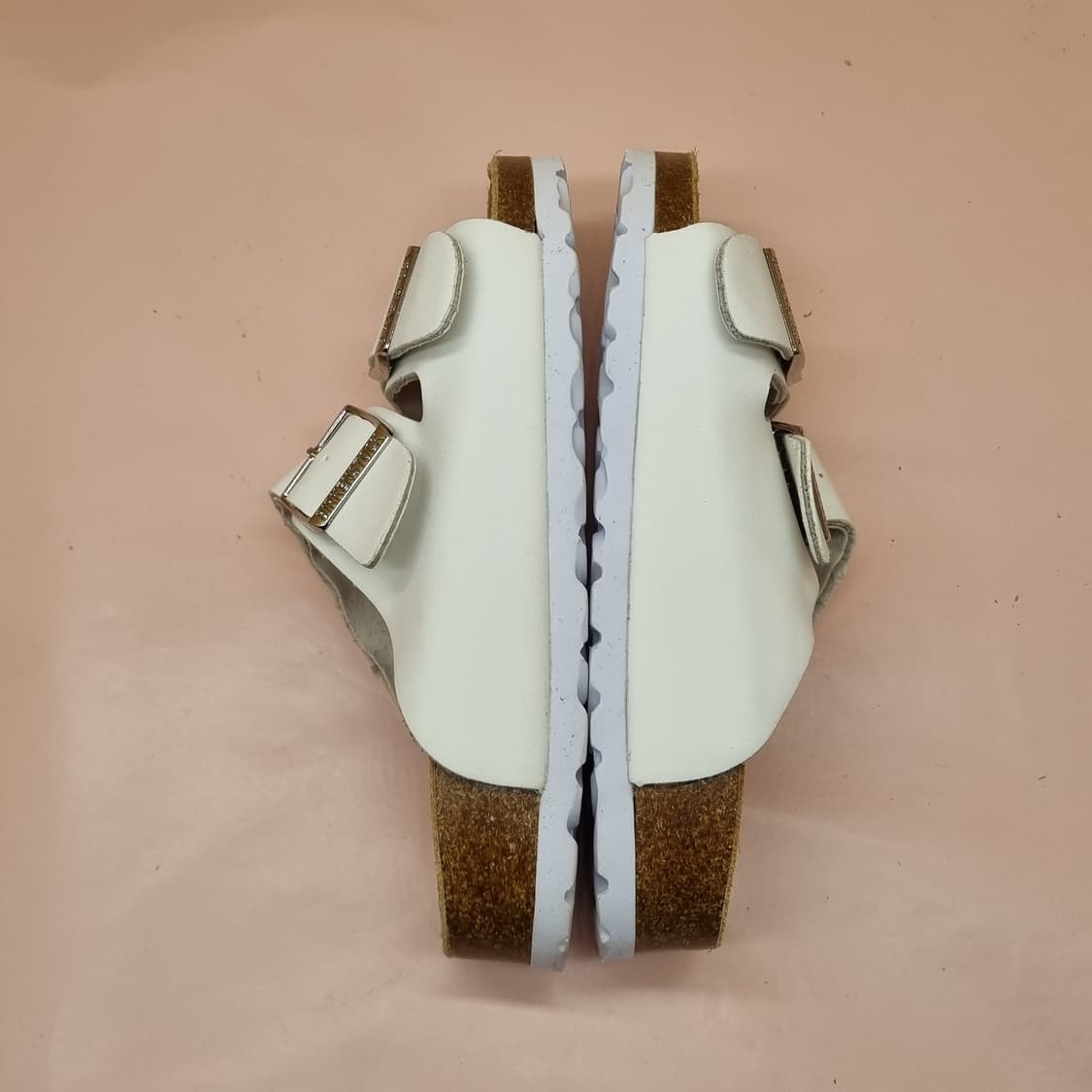 버켄스탁 아리조나 화이트 샌들 230 상품이미지5