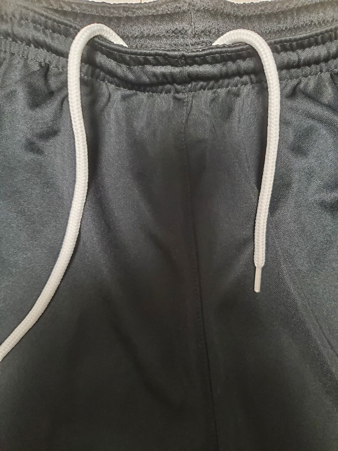 새상품급)나이키 드라이핏 반바지 사이즈L

검정색 나이키 드라이핏 반바지 상품이미지3