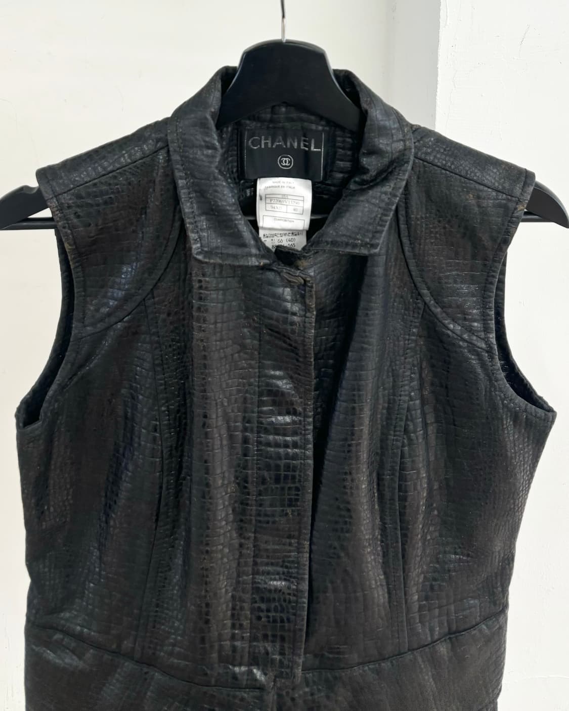 샤넬 03fw 블랙 레더 클래식 베스트 자켓 상품이미지2