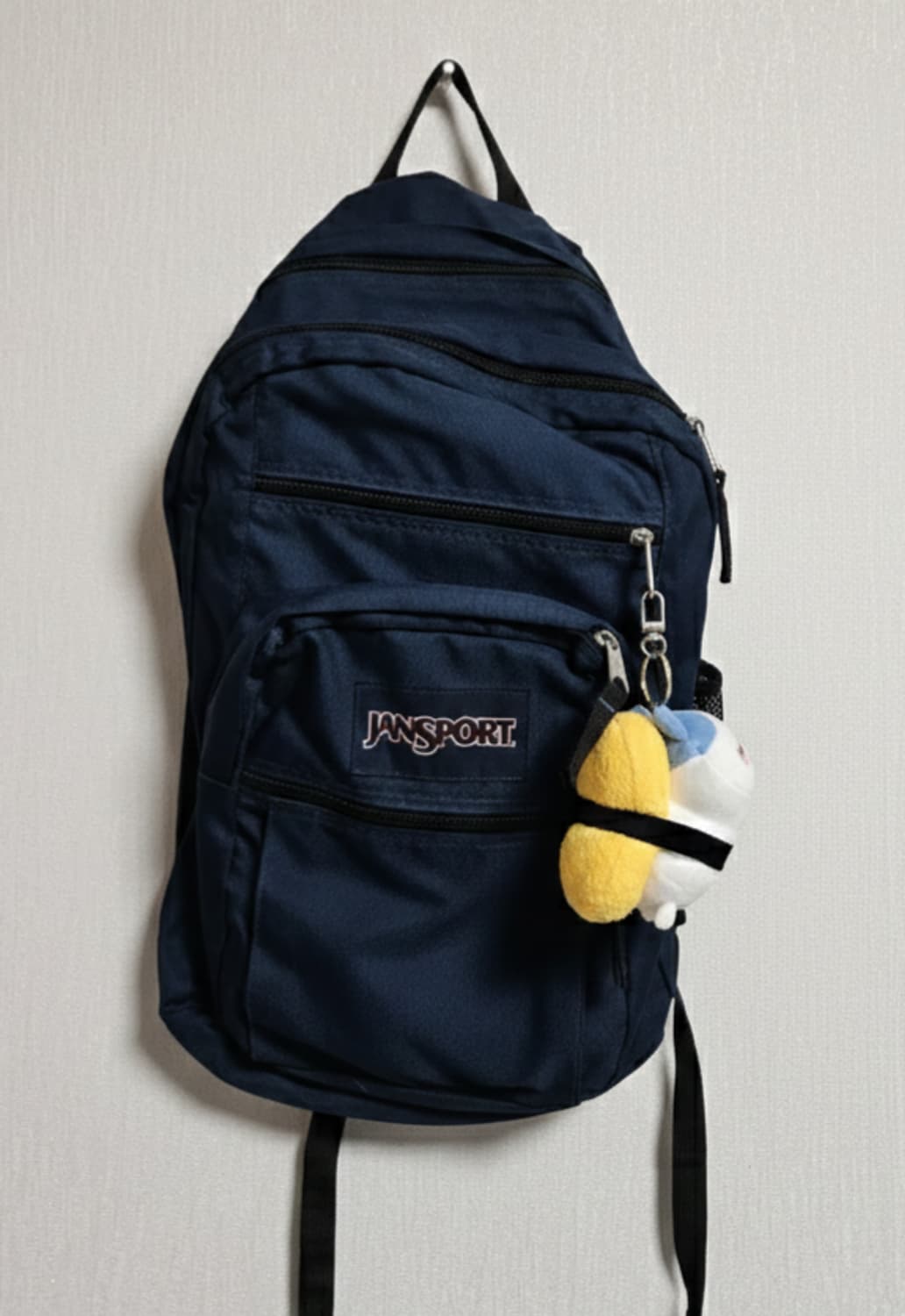 진스포츠 빅스튜던트 백팩 네이비(치이카와 하치와레 키링 포함)가방 상품이미지2