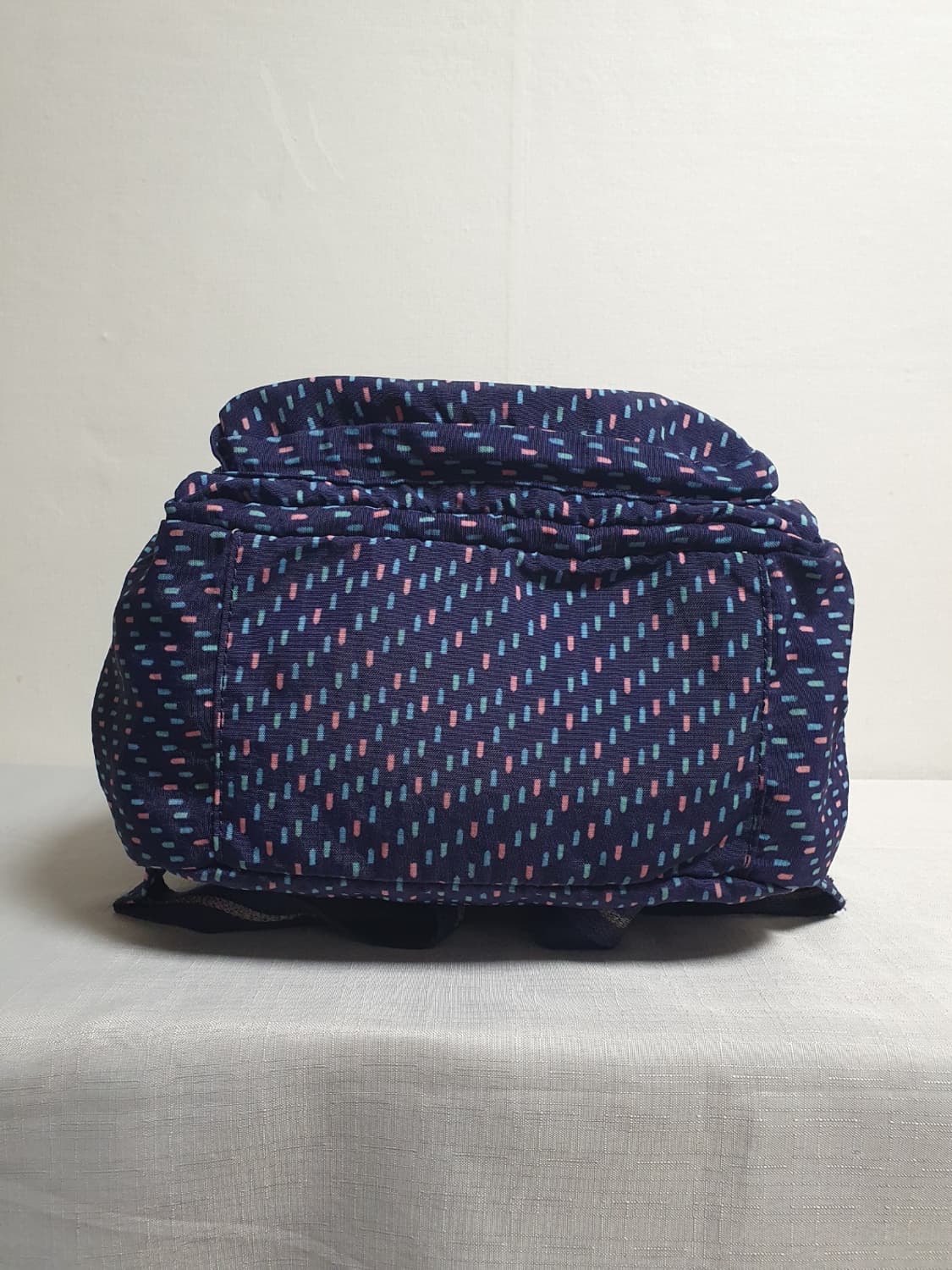 키플링 스티치패턴 미니 백팩 네이비 상품이미지6