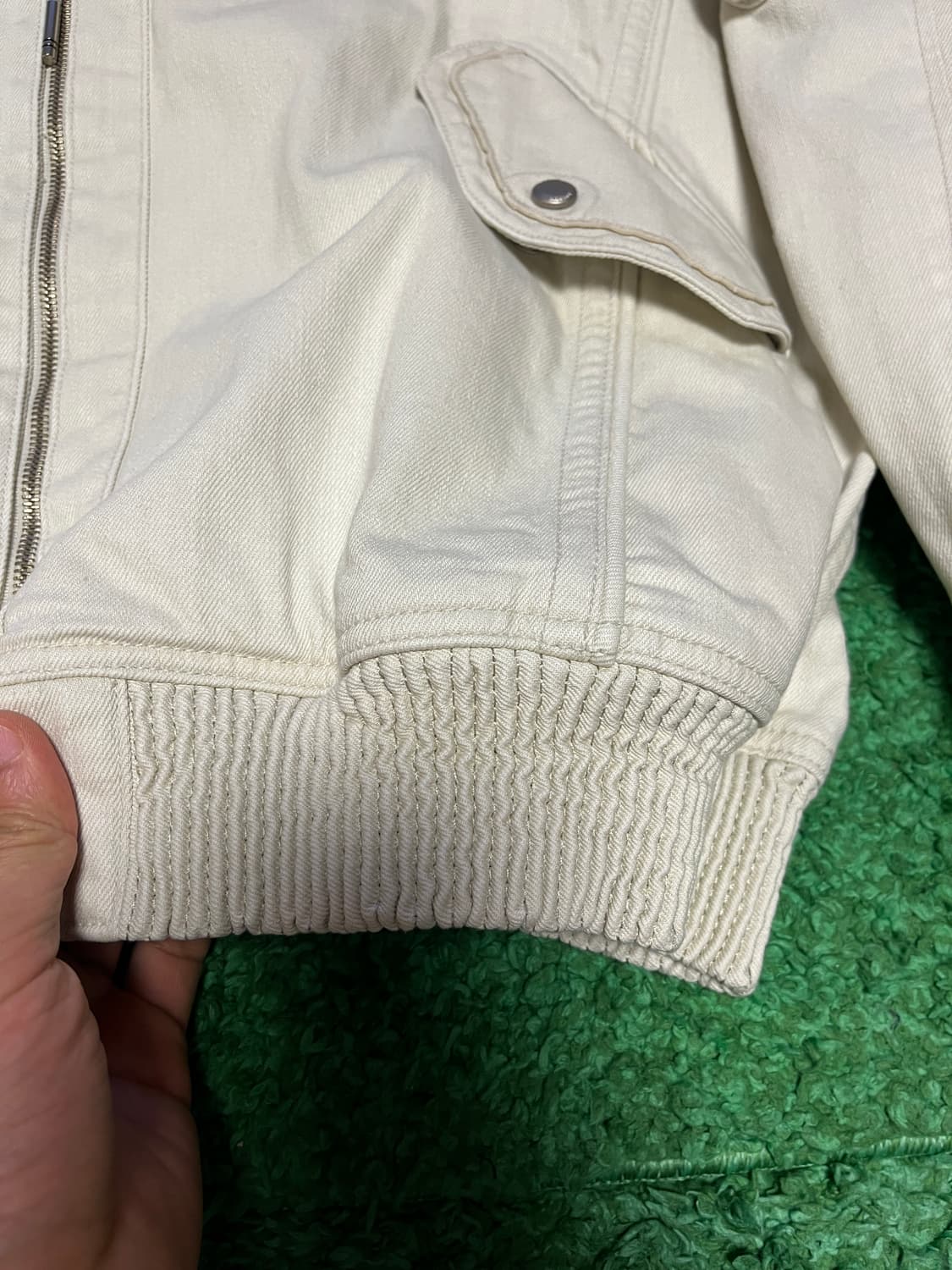 송지오옴므 시그니처 크림진 후드 MA-1 점퍼 상품이미지7