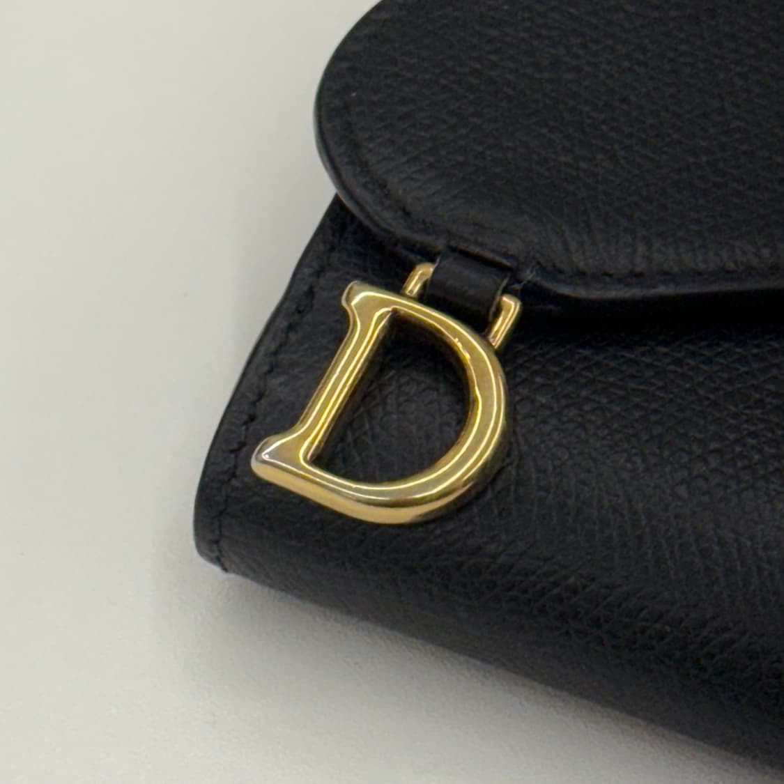 [OS] 디올 카프스킨 새들 로투스 반지갑 상품이미지3