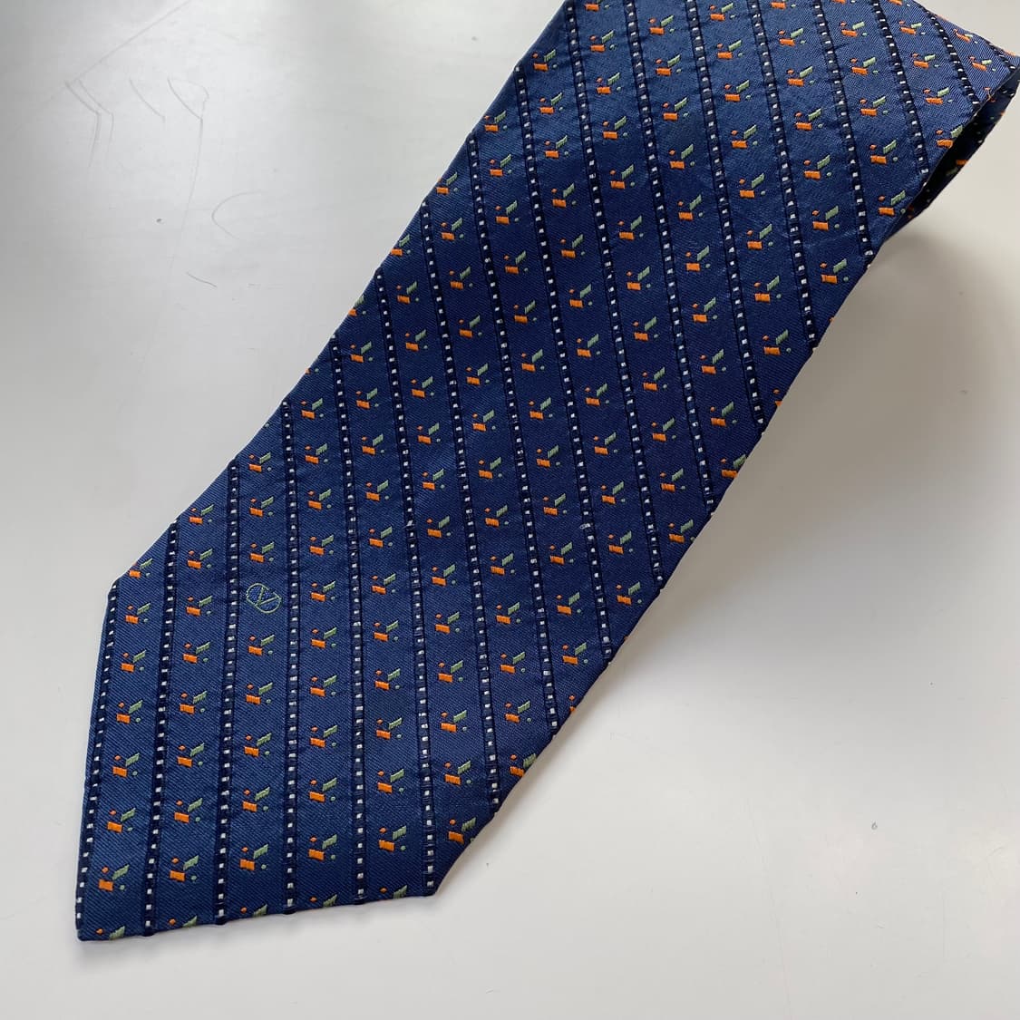 발렌티노(Valentino Garavani) 심플로고 정품 명품넥타이 상품이미지6