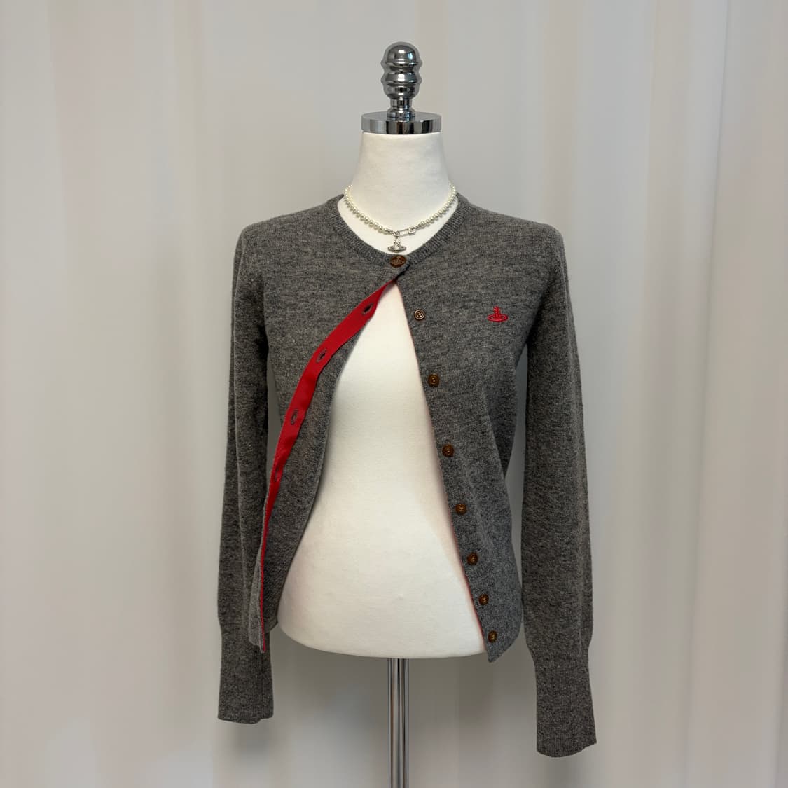 비비안웨스트우드 레드라벨 그레이 울 가디건 상품이미지3