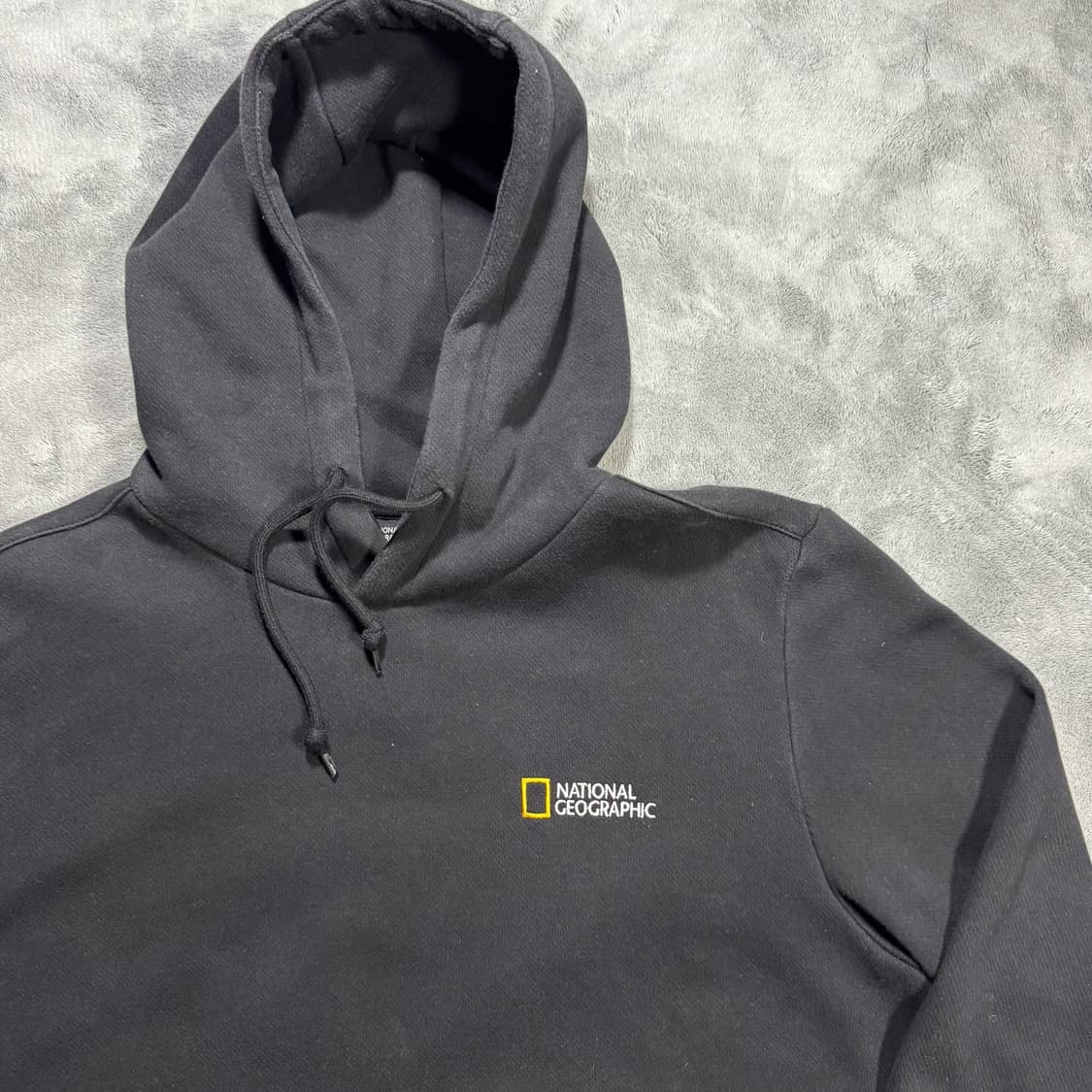 내셔널지오그래픽 검정색 후드티 상품이미지2