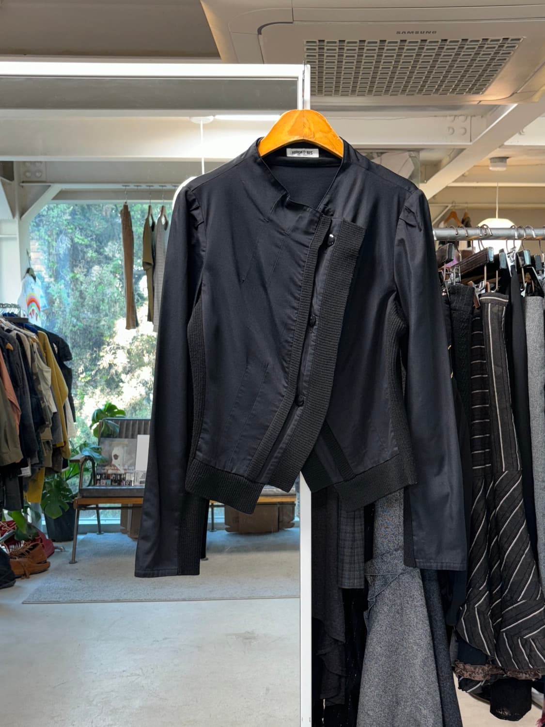 히로코 비스 비대칭 레이어드 자켓 상품이미지1