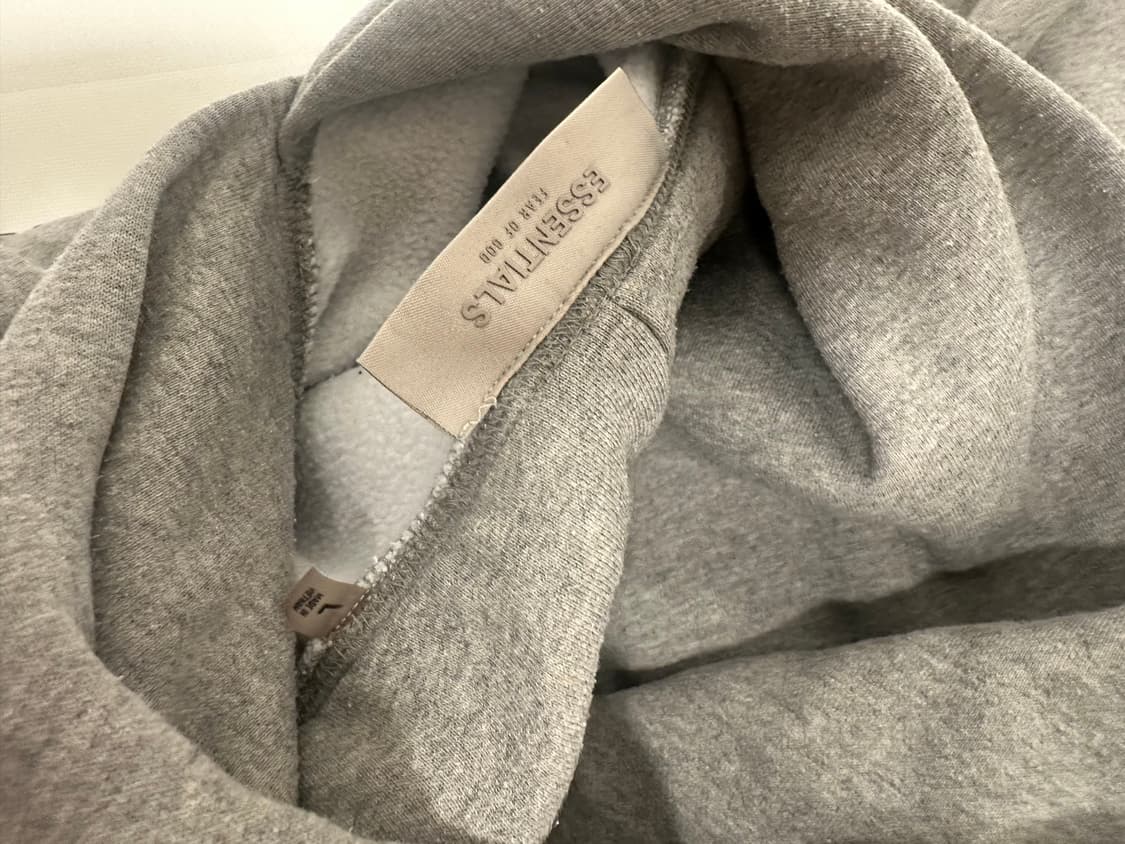 Essentials hoodie 상품이미지5