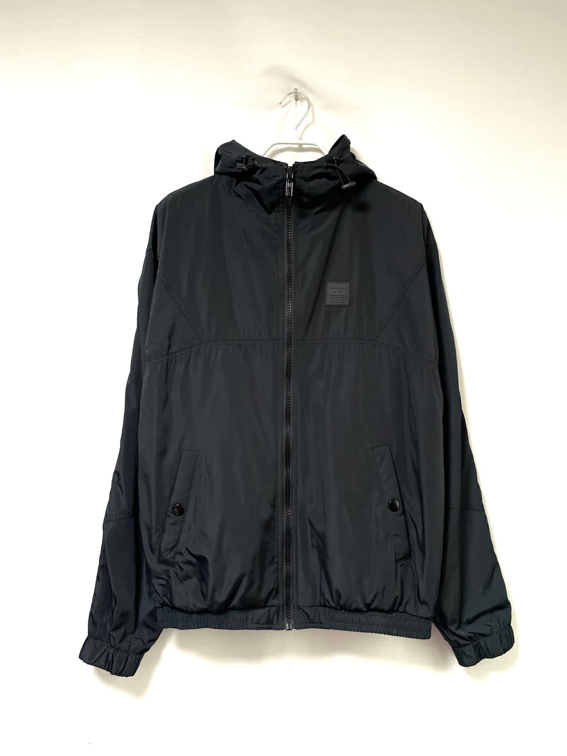 DIESEL 디젤 남성 고급스런 블랙 바람막이 자켓 상품이미지3