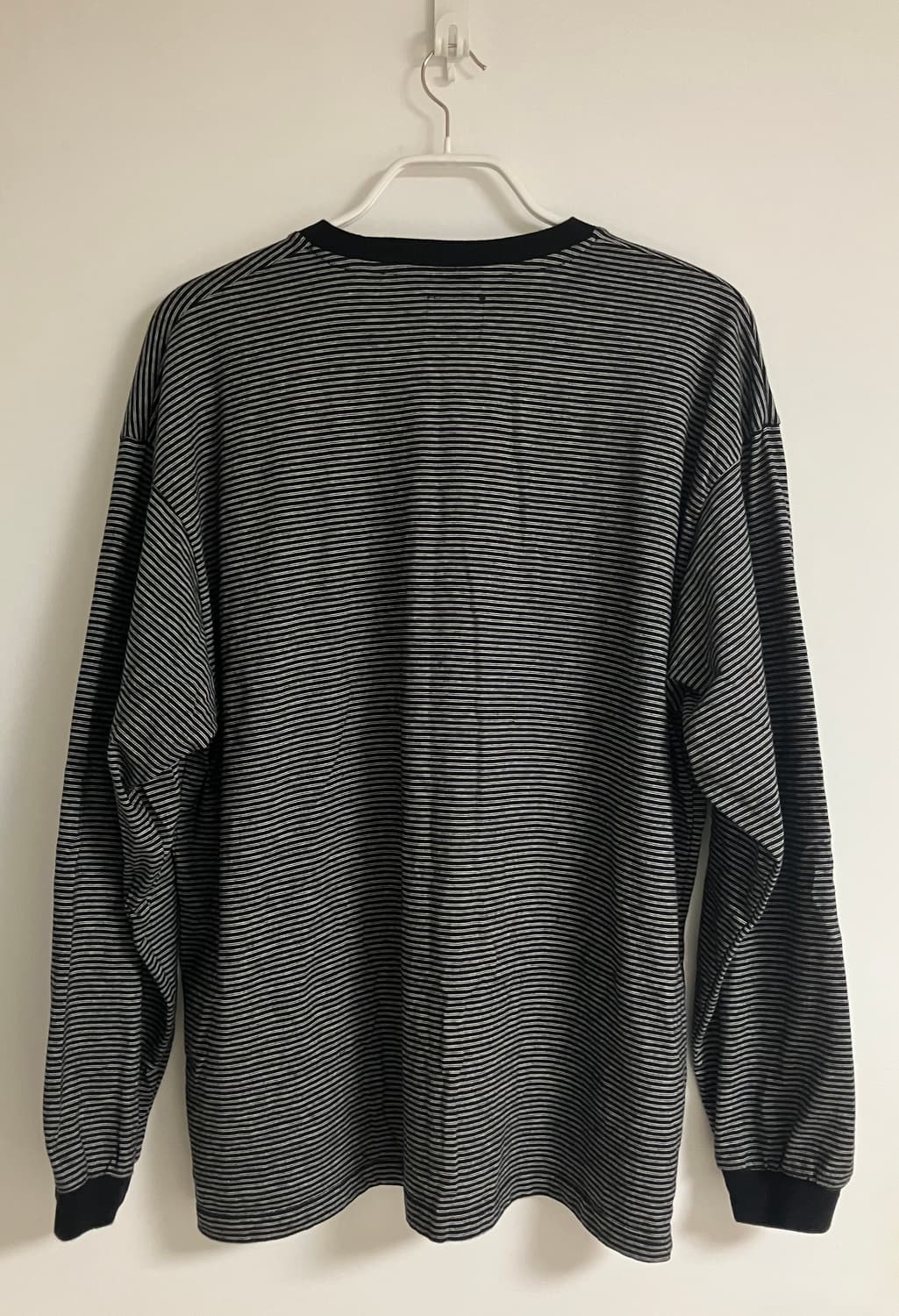 [듀테로] 스트라이프 포켓 긴팔티 상품이미지3