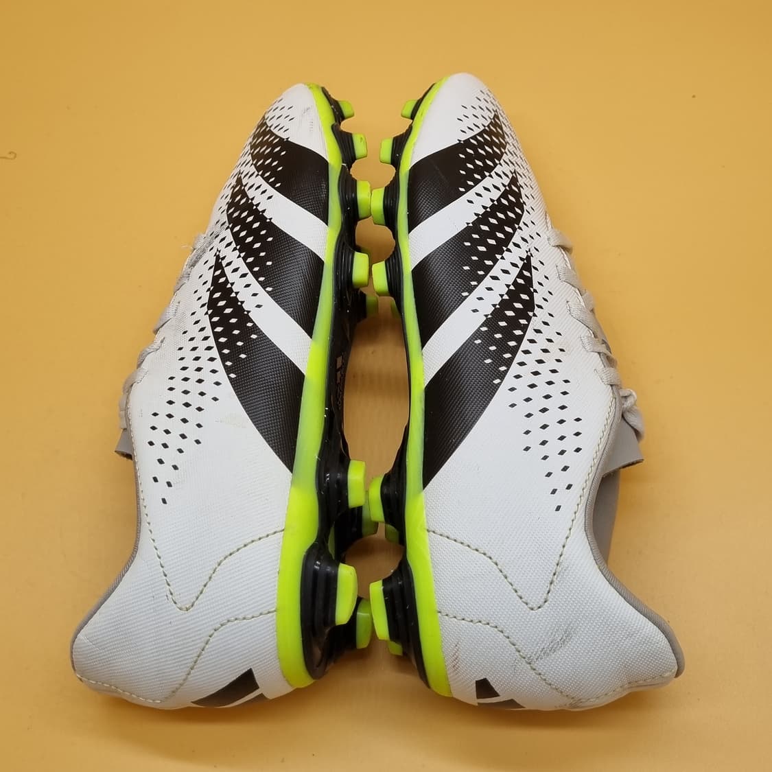 아디다스 프레데터 액큐러시4 축구화 245 상품이미지5