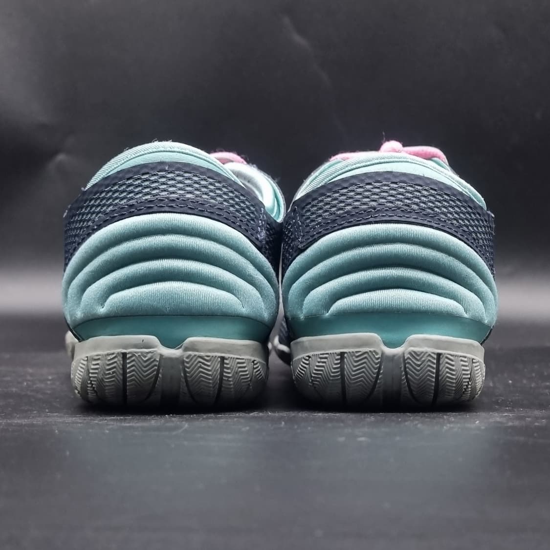 나이키 우먼스 프리바이오닉 여성운동화235  상품이미지4