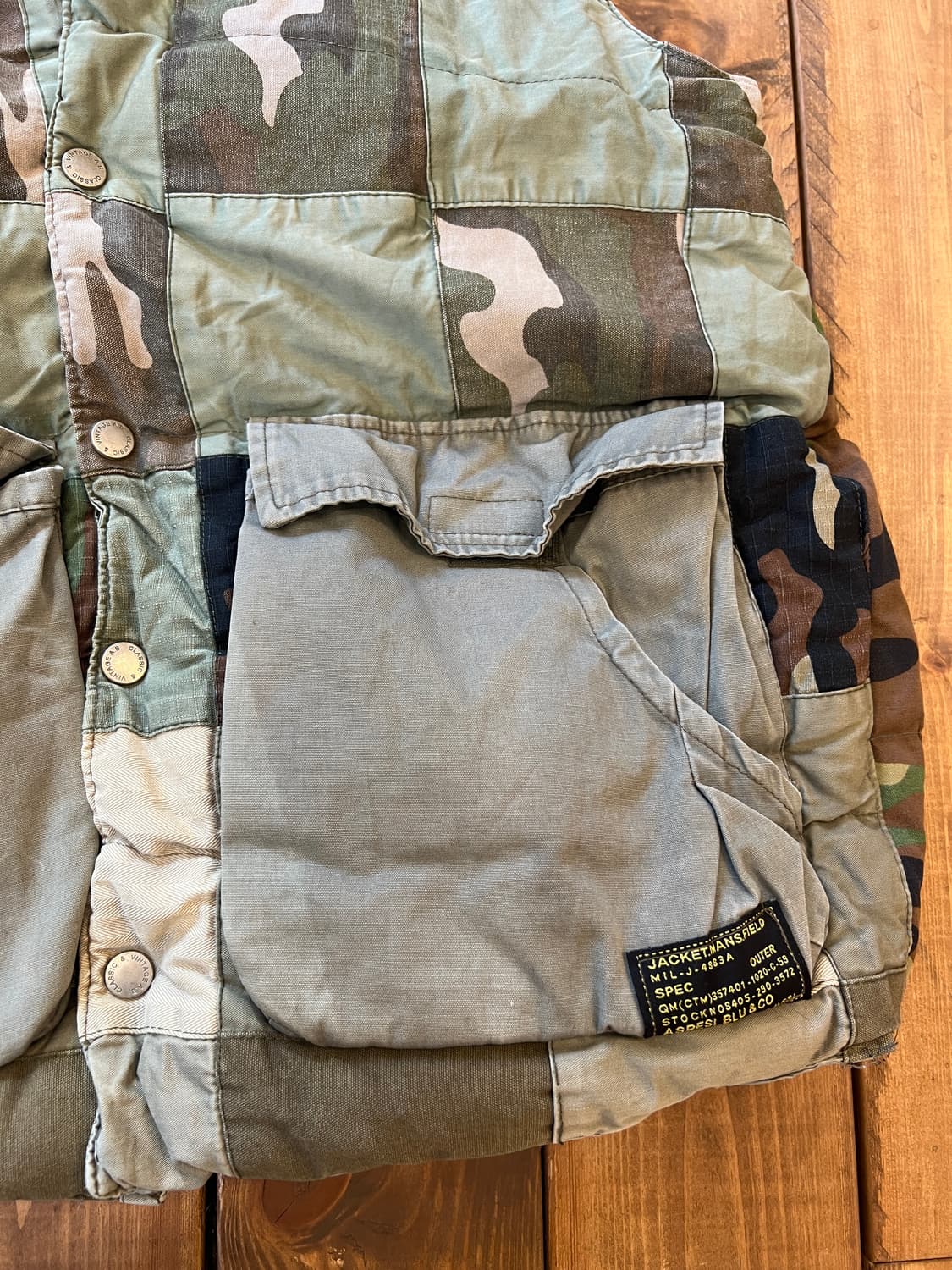 카모 캐치워크 베스트 패딩 상품이미지8