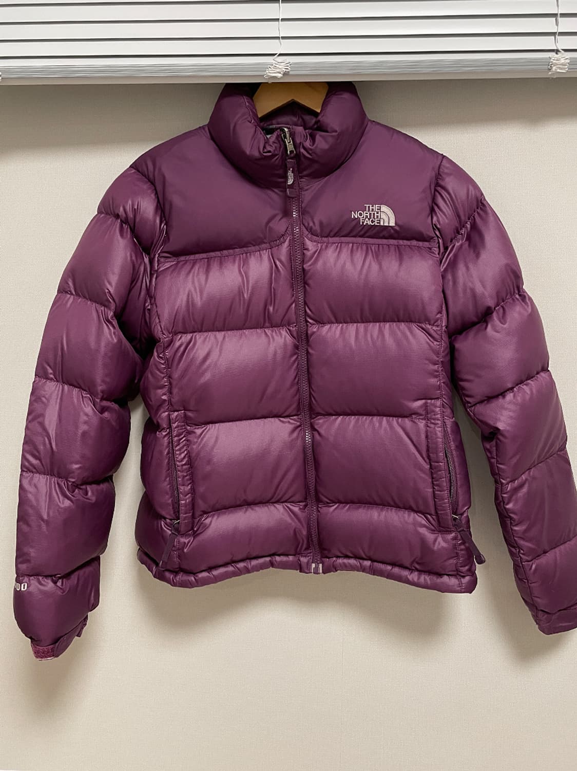 노스페이스 700눕시 여성 퍼플 패딩 상품이미지1