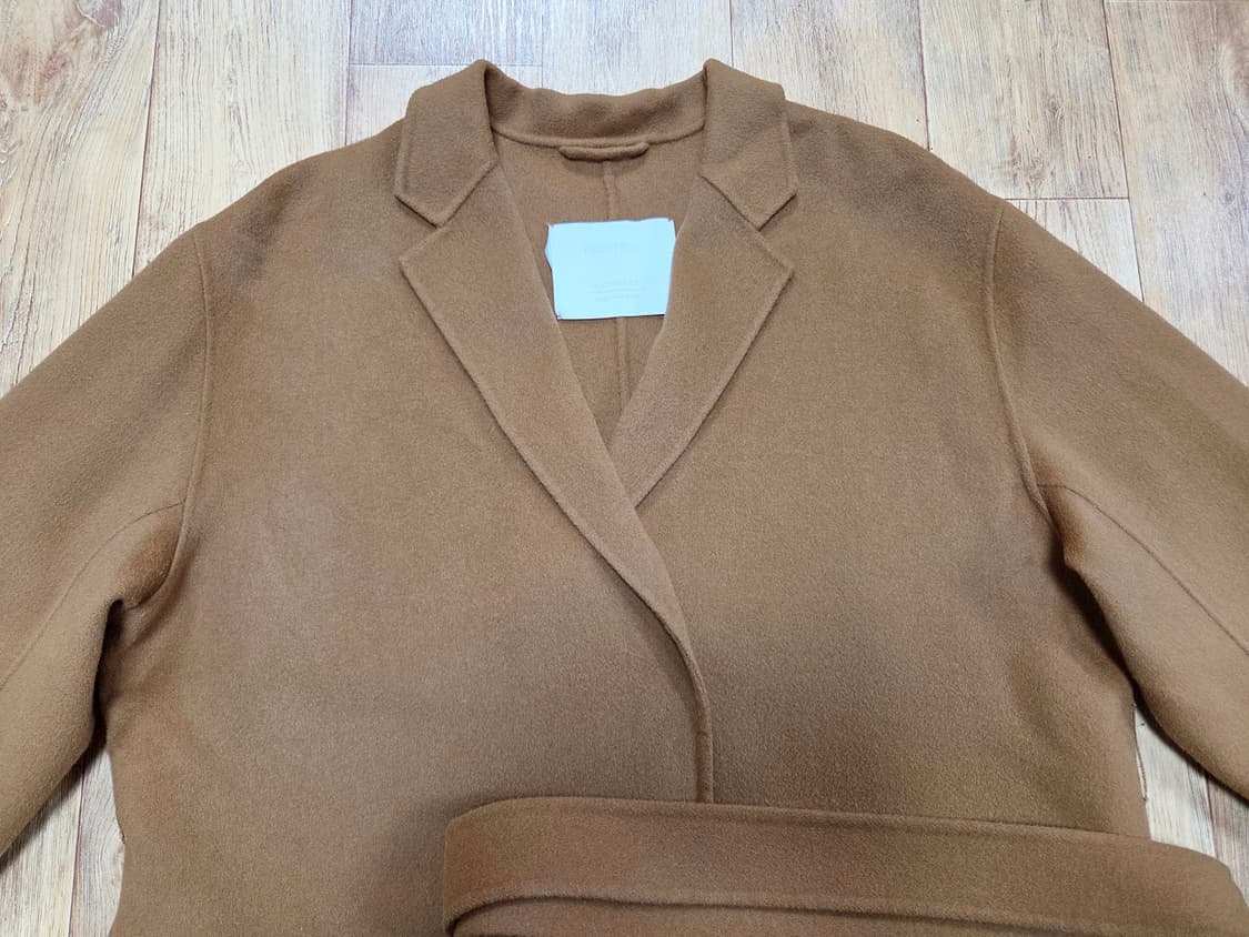 프론트로우(FRONTROW) 김나영 핸드메이드 퓨어울코트 프리사이즈 상품이미지6