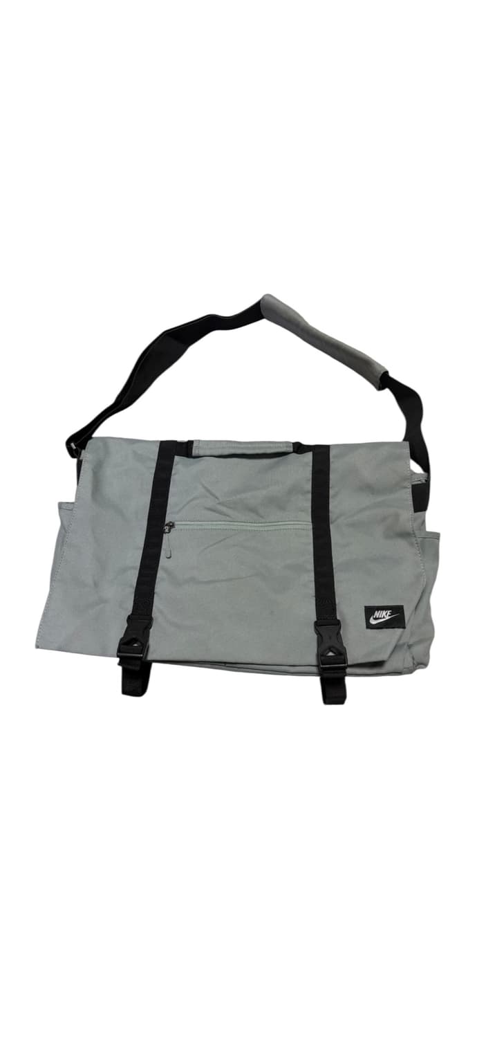 나이키 메신저백 상품이미지1