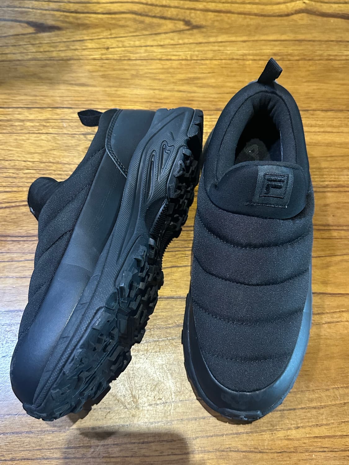 휠라 패딩 슬립온 245mm 블랙 상품이미지2