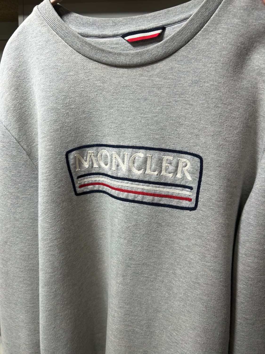 몽클레어 맨투맨 (L) 상품이미지1