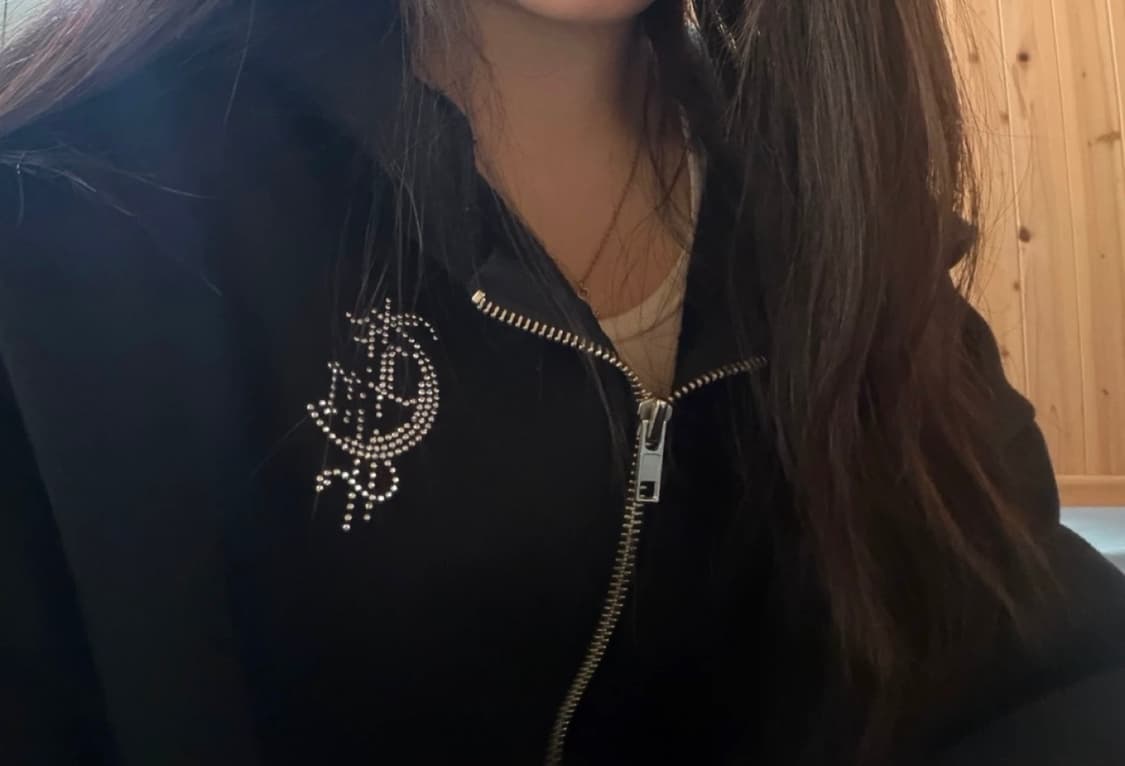 팬시클럽 크롭 후드집업 상품이미지1