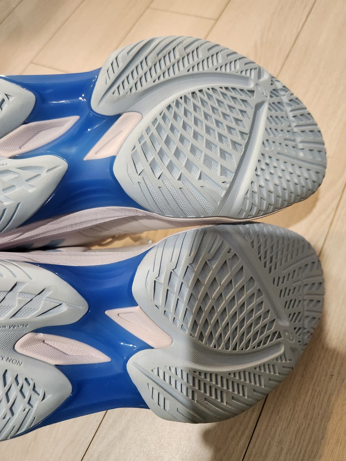 새상품급)아식스 스카이 앨리트FF3 W 1052A075103 여성용 배구 상품이미지5