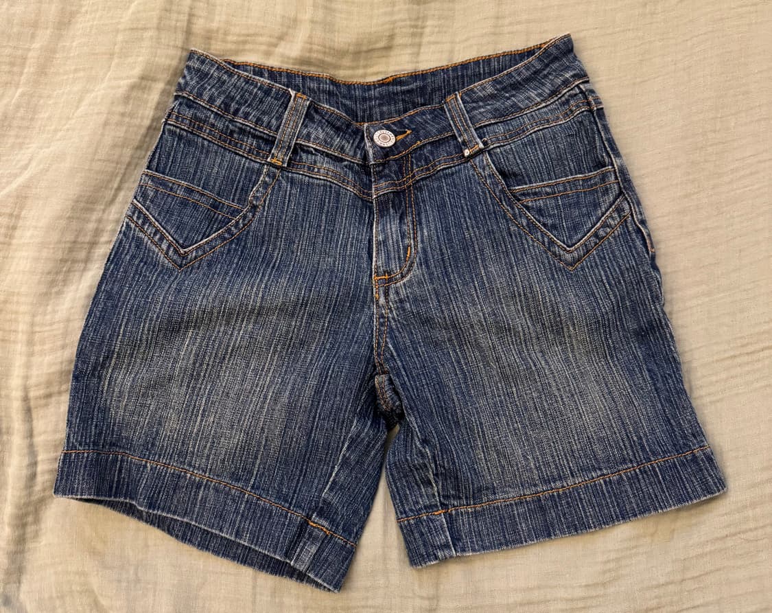 Brandy Melville charlotte denim shorts 상품이미지3