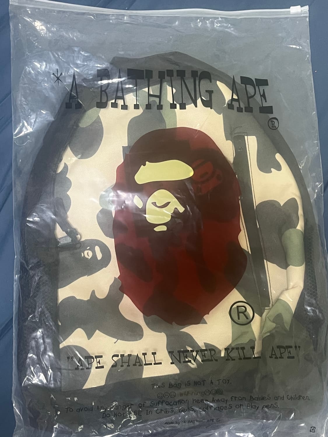 베이프 백팩 키링 포함 상품이미지2