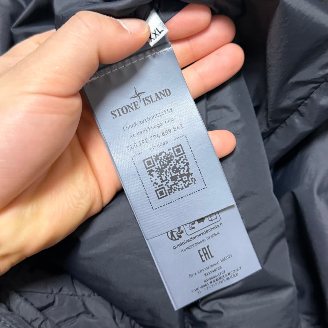 [블랙 2XL/새상품급] 24FW 스톤아일랜드 크링클랩스 후드 패딩 블랙 상품이미지7