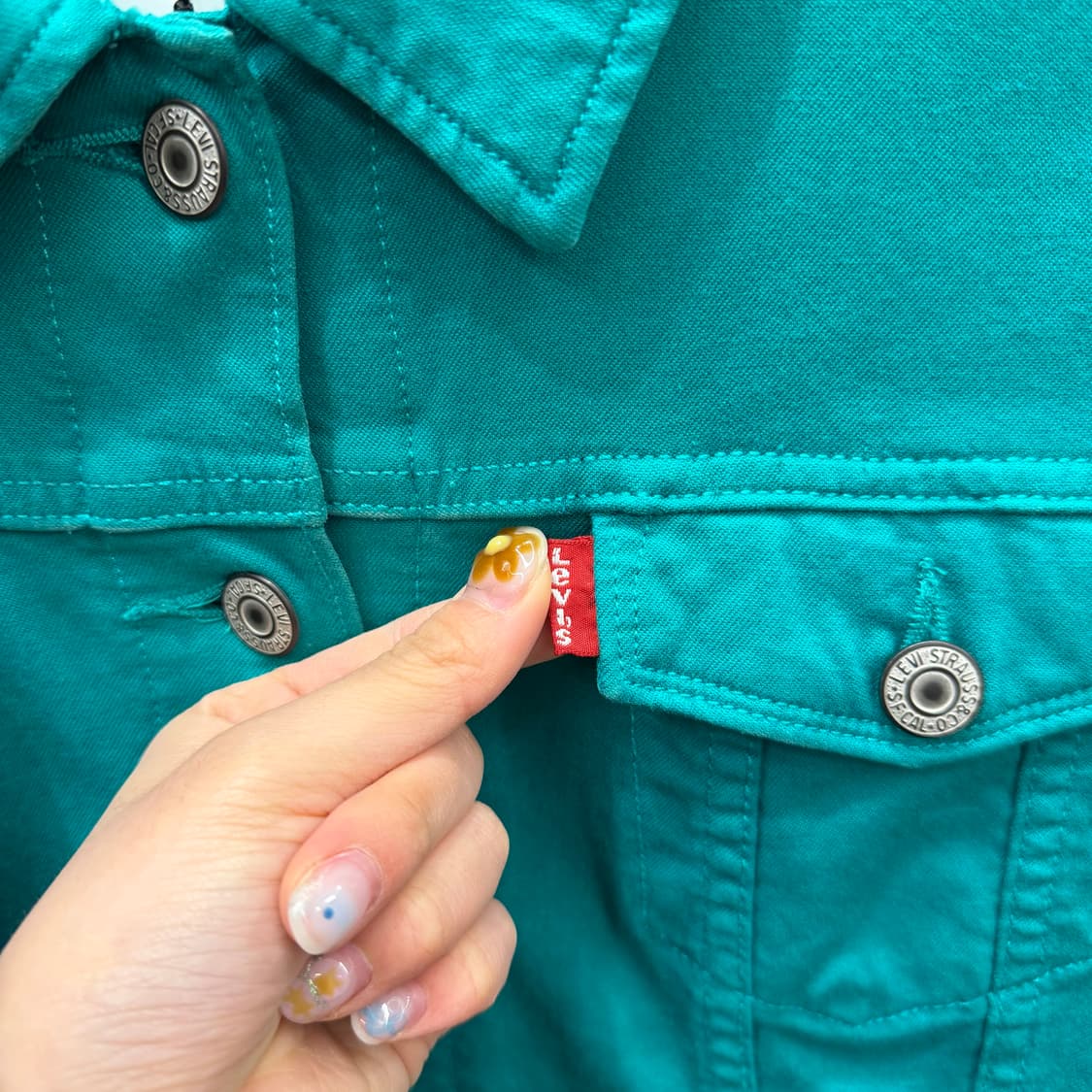 리바이스 코튼 컬러 데님 트러커 자켓 플랩 포켓 레드 탭 디테일 청록 상품이미지6