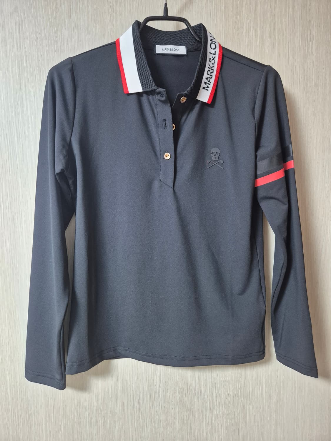 (정품) 22년 마크앤로나 골프웨어 카라티 긴팔 S (미사용품) 상품이미지1
