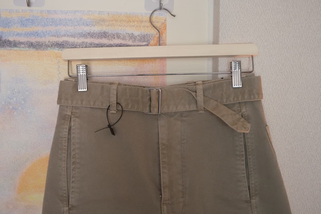 [새상품]르메르 벨티드 트위스티드 밴츠 xxs 베이지 컬러  젠테스토어에 상품이미지3