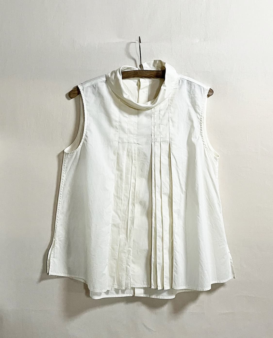 MARNI X UNIQLO sleeveless shirt 상품이미지3
