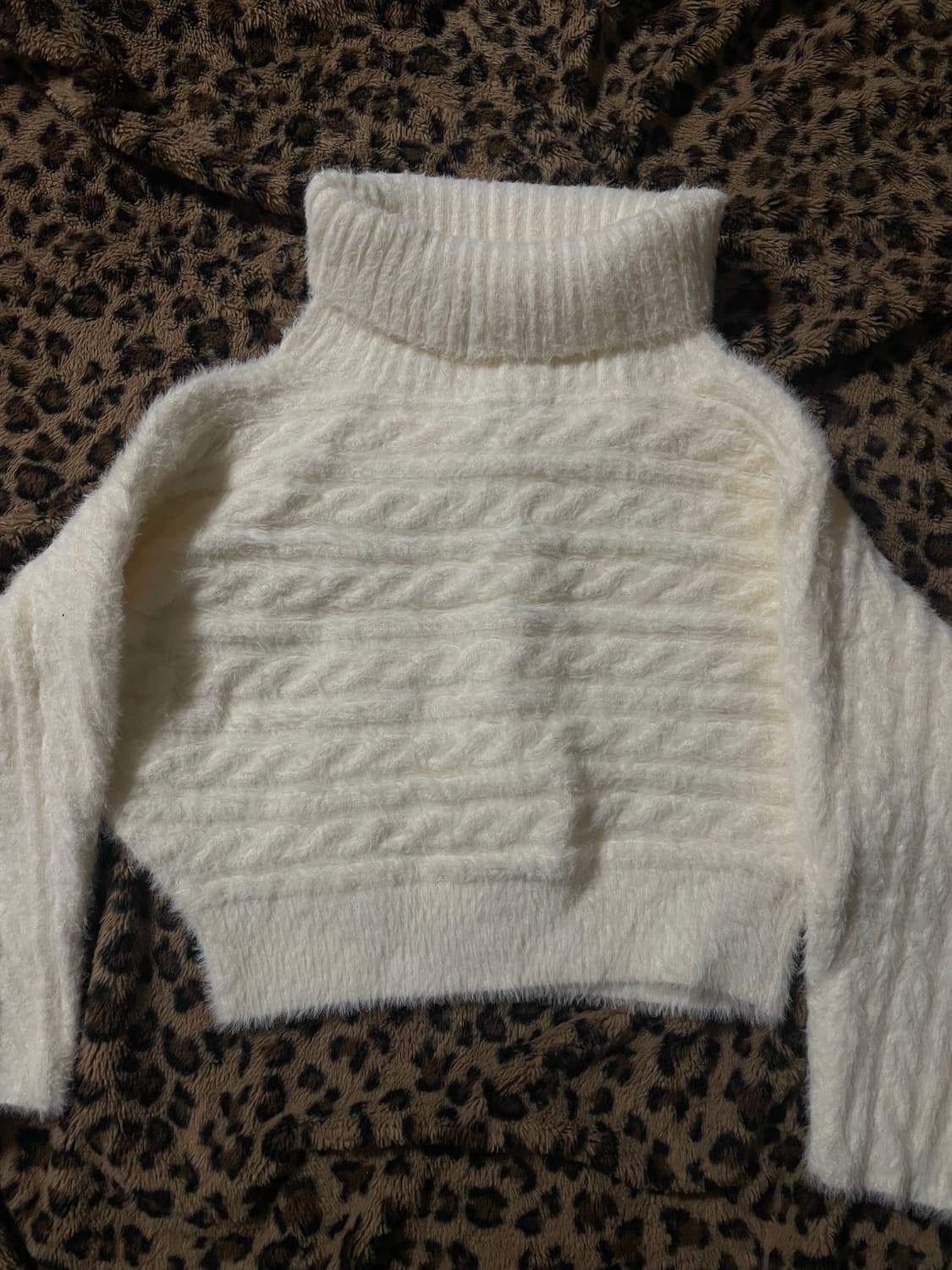 오프숄더 니트 상품이미지1