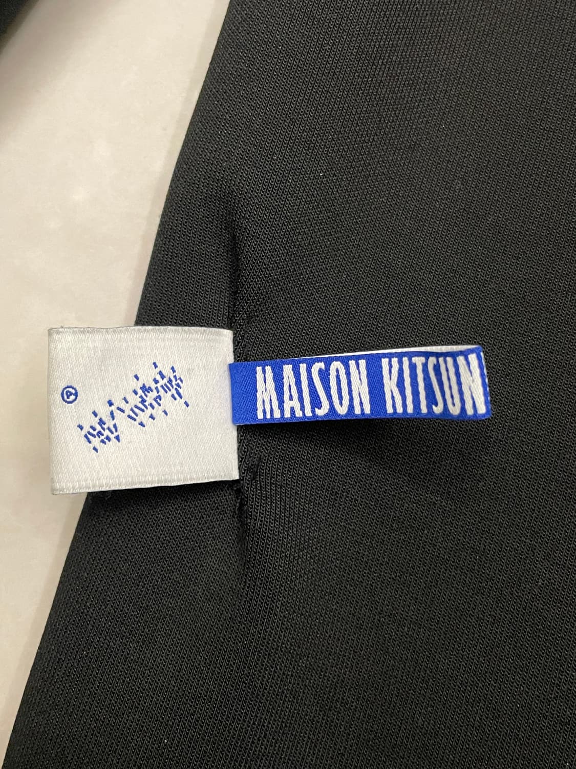 아더에러 메종키츠네 후드 블랙 상품이미지10