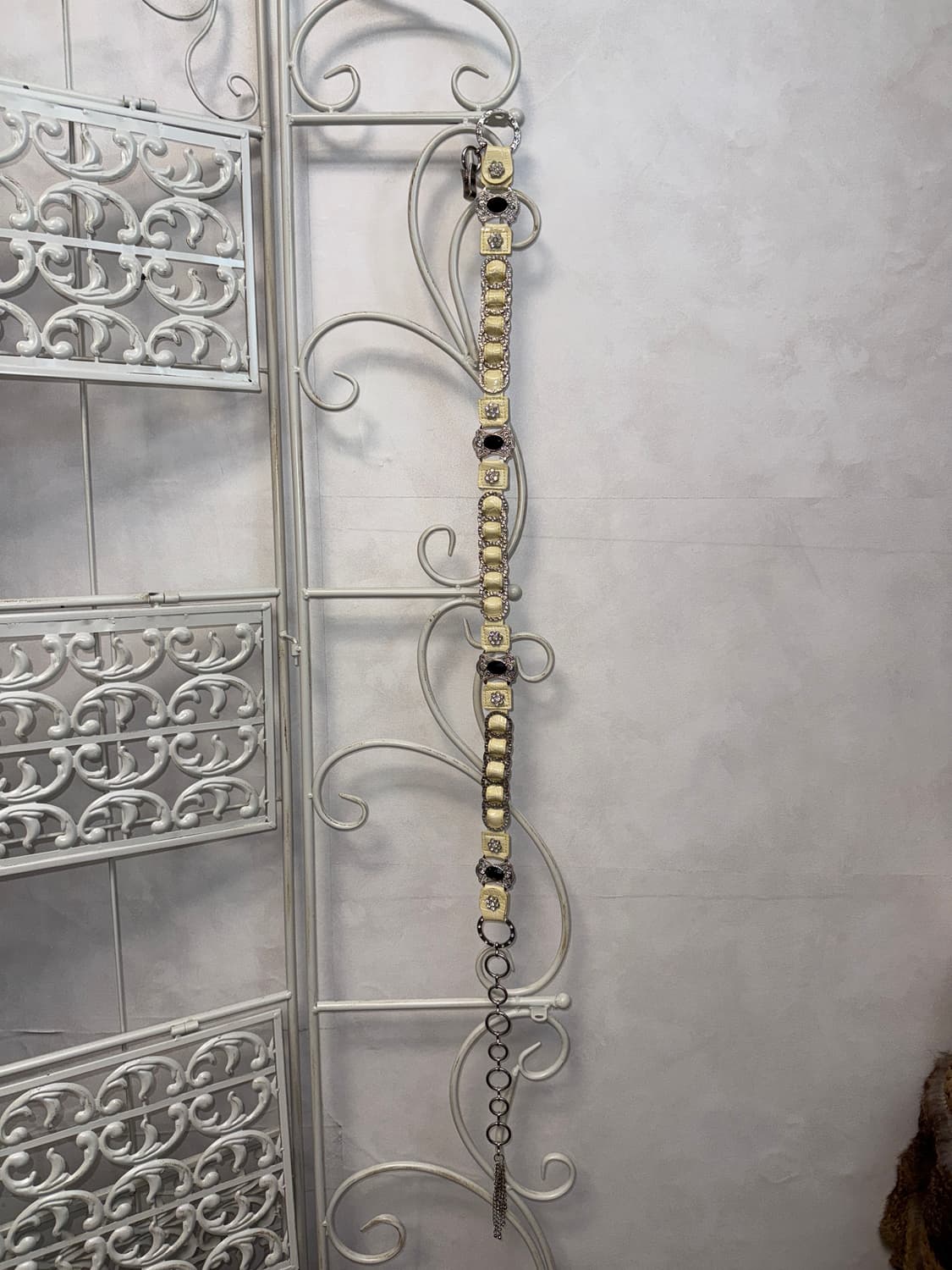 Ivory oriental flower cubic chain belt 상품이미지4