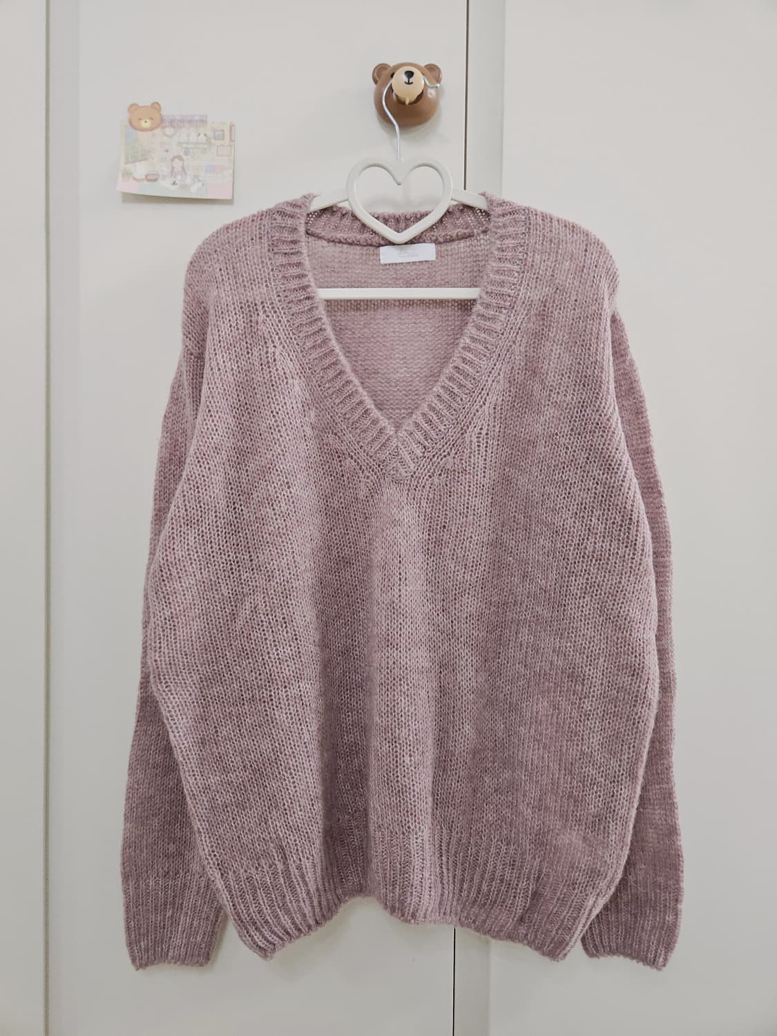 [새상품] 유이니 모헤어 브이넥 니트 정가6만원 상품이미지1