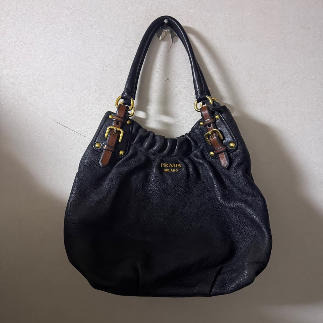 프라다 카프스킨 여성 토트&숄더백 상품이미지1