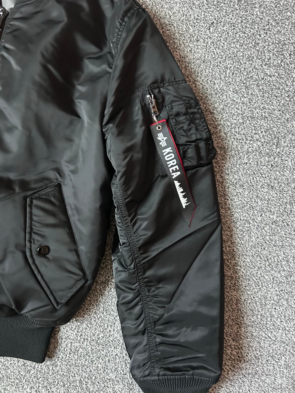 [상태최상] 알파인더스트리 MA-1 블랙 M / 건메탈 라이닝 상품이미지9