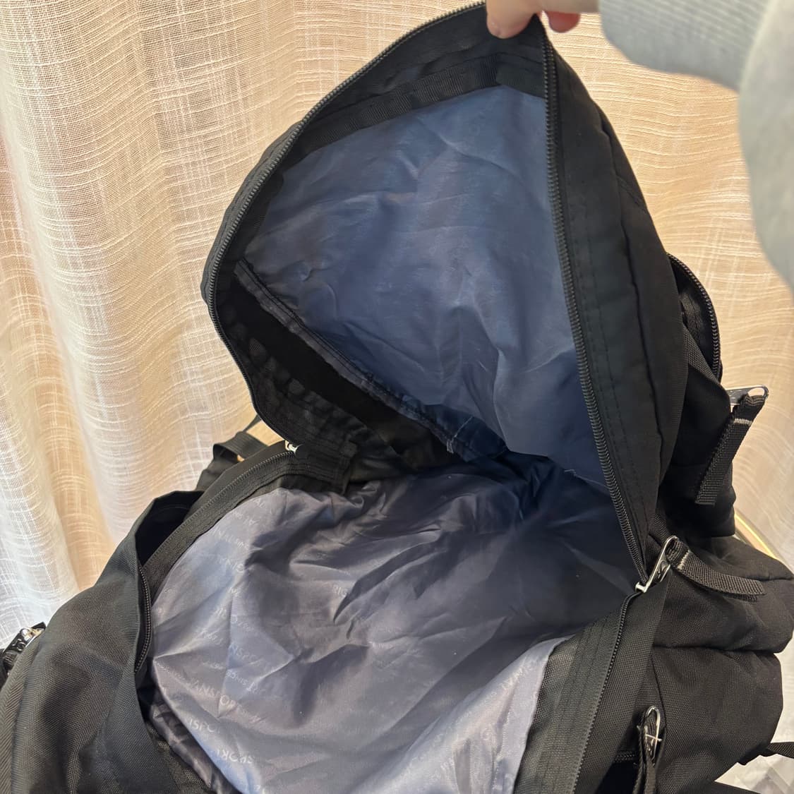 정품 잔스포츠 블랙 백팩     상품이미지6