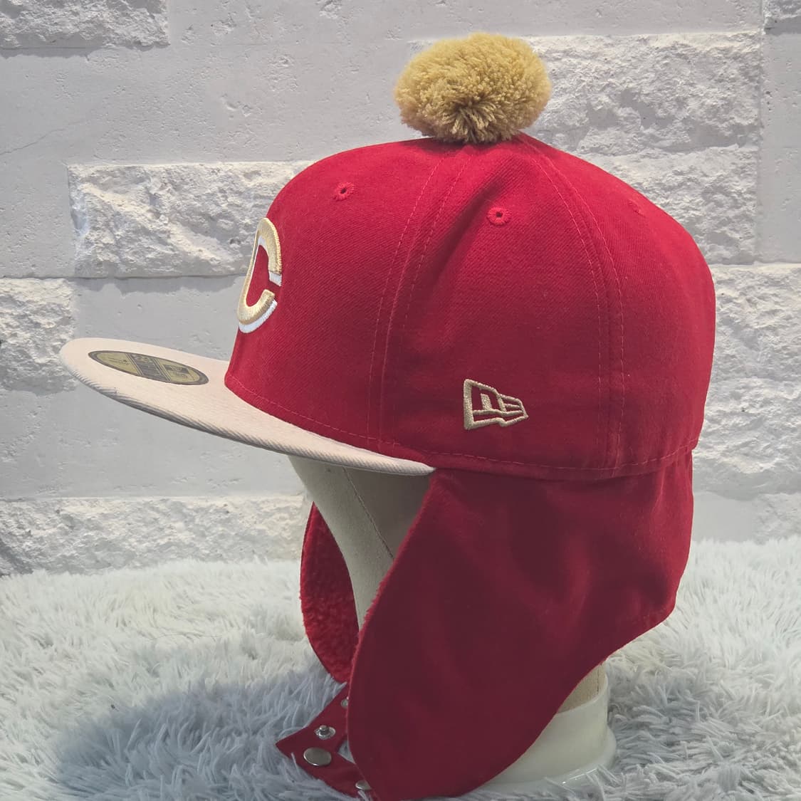 L9-2:뉴에라 59FIFTY 신시내티 레즈 윈터이어플랩 볼캡 7 3/8 상품이미지3
