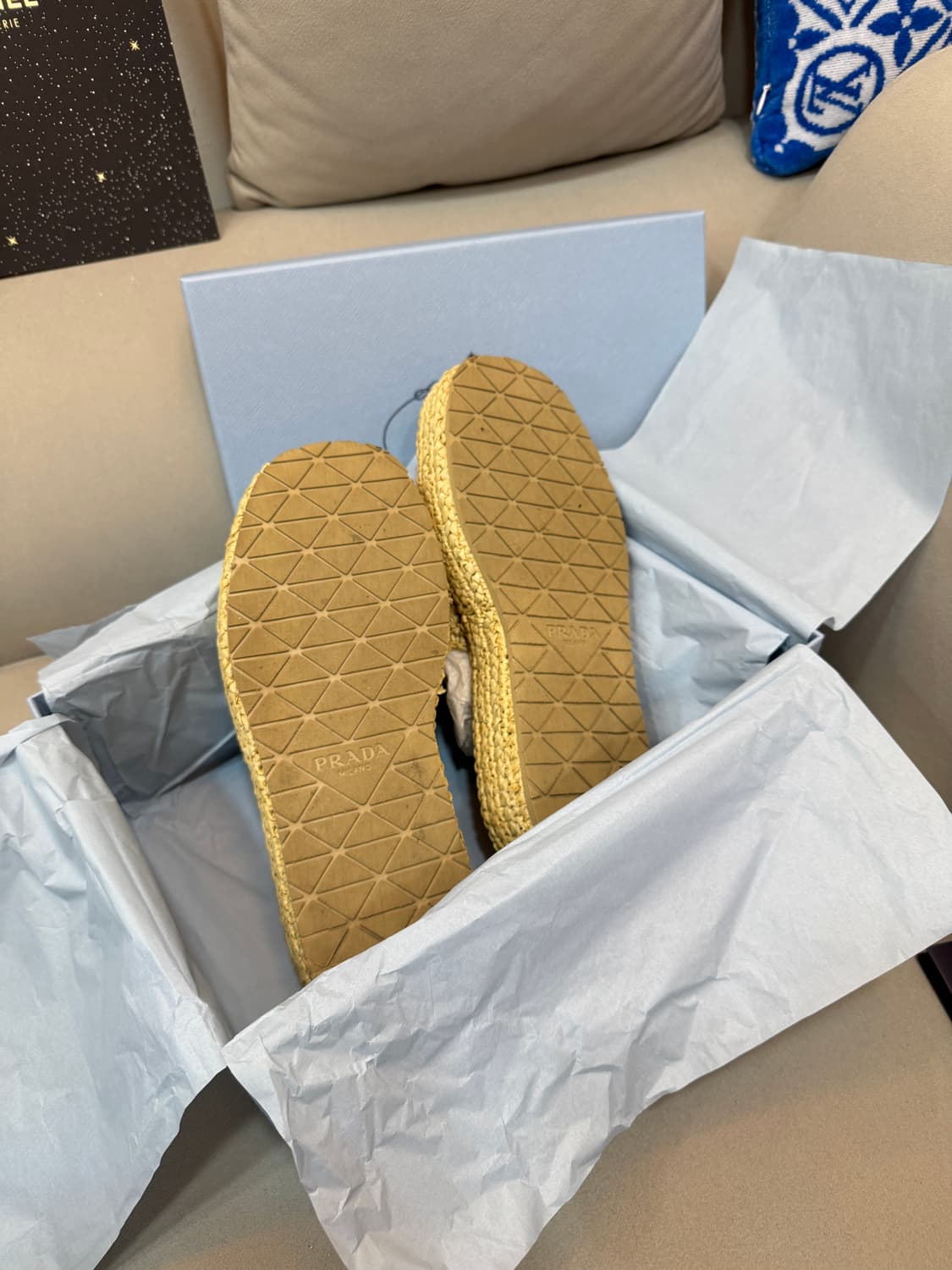 프라다 크로세 뮬 샌들 슬리퍼 37사이즈  상품이미지2