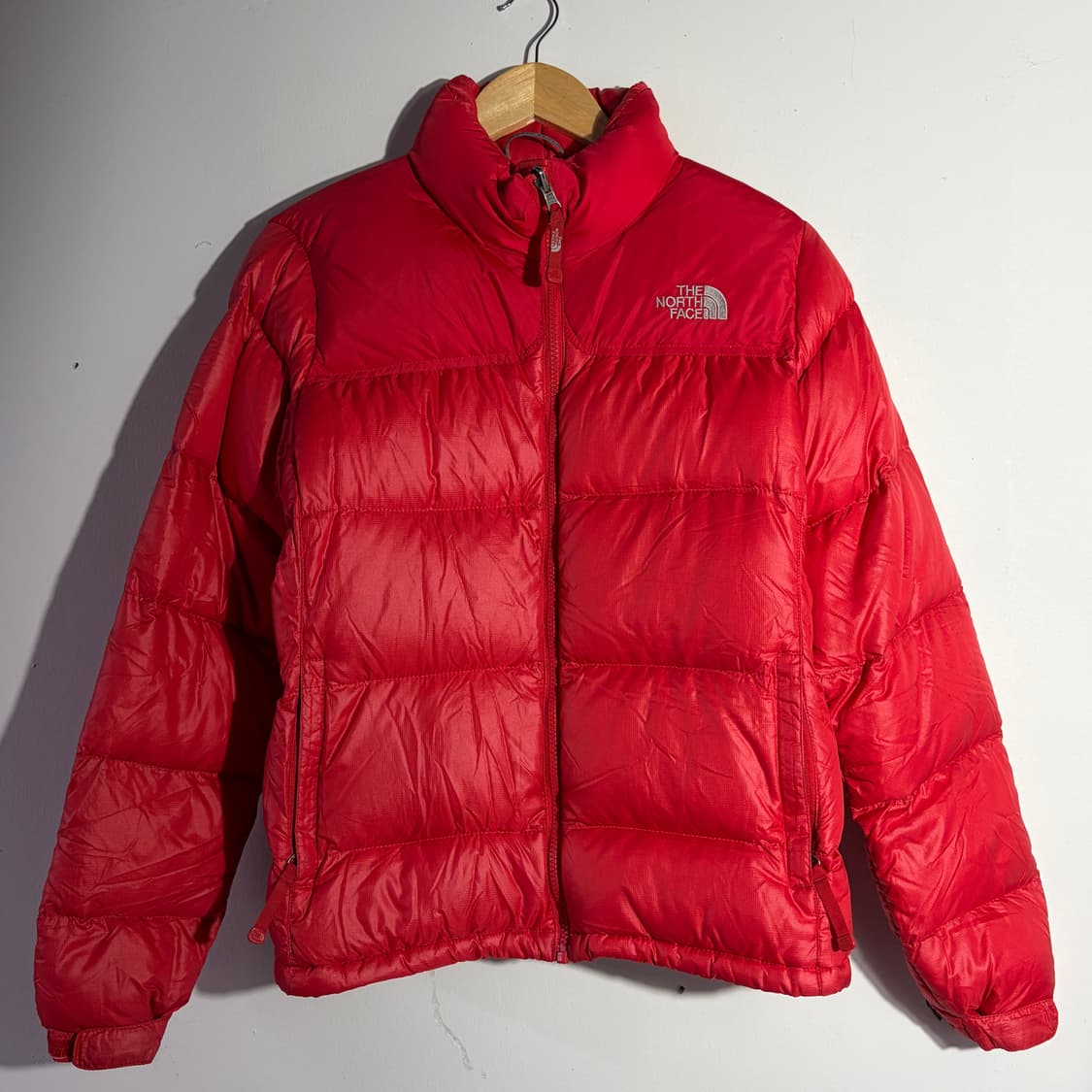 노스페이스 빈티지 레드 경량 다운 자켓 상품이미지1