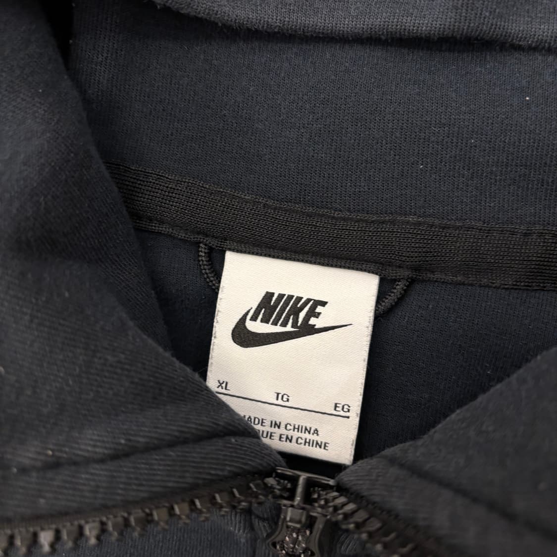 나이키 블랙 테크팩 후드집업 상품이미지3