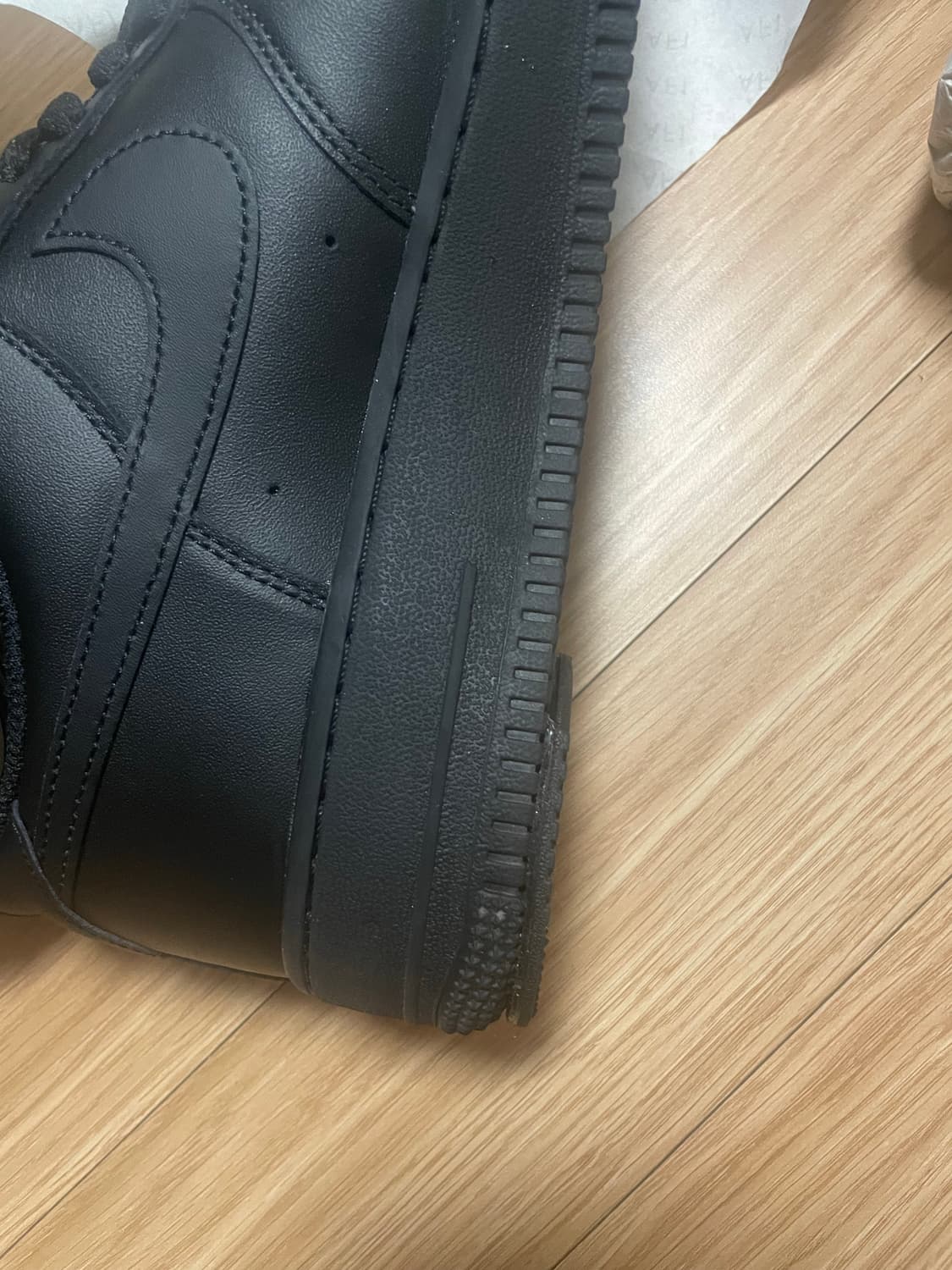 나이키 에어포스1 블랙 새상품 285(밑창 보강) 상품이미지4