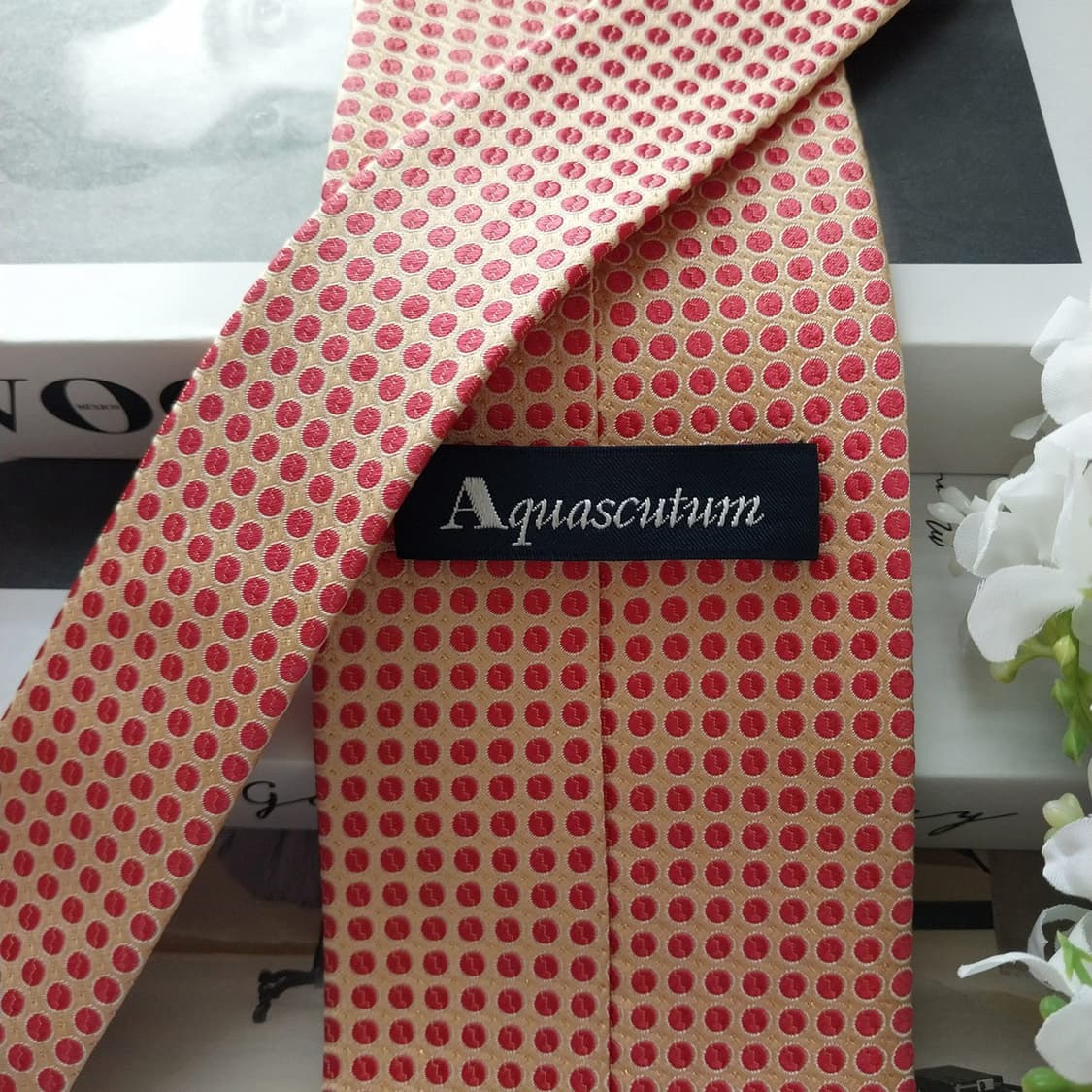 아쿠아스큐텀 실크 핑크 도트 넥타이 8.6cm A+등급 K1609
 상품이미지7