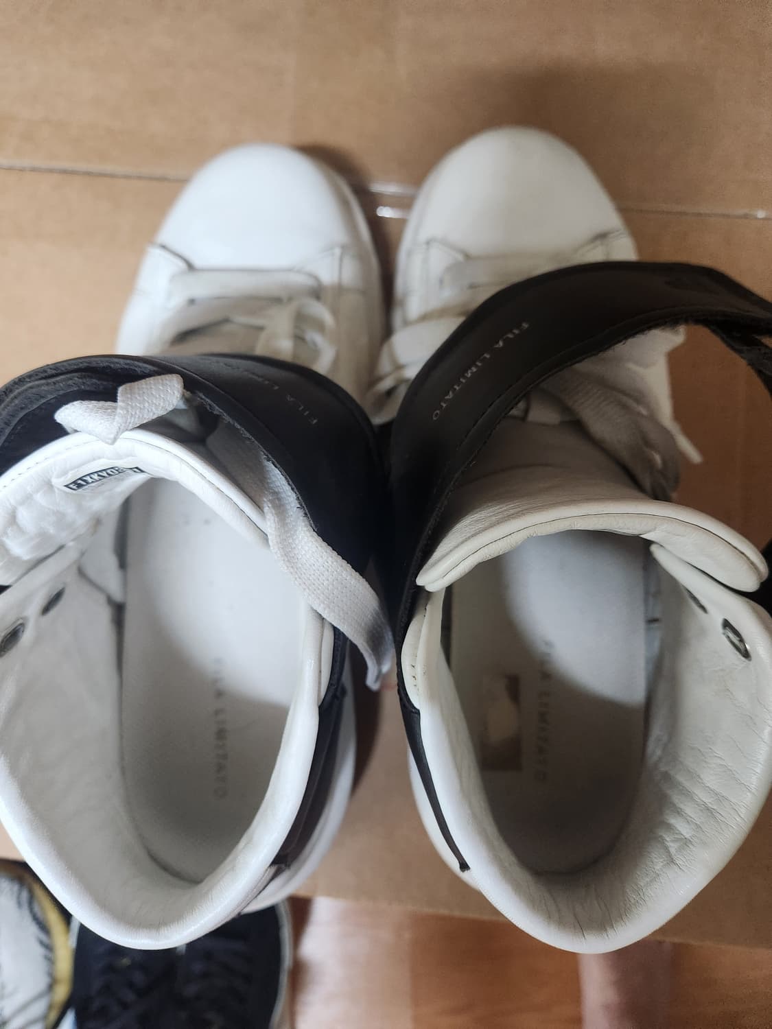 휠라 리미타토 운동화 270mm 상품이미지4