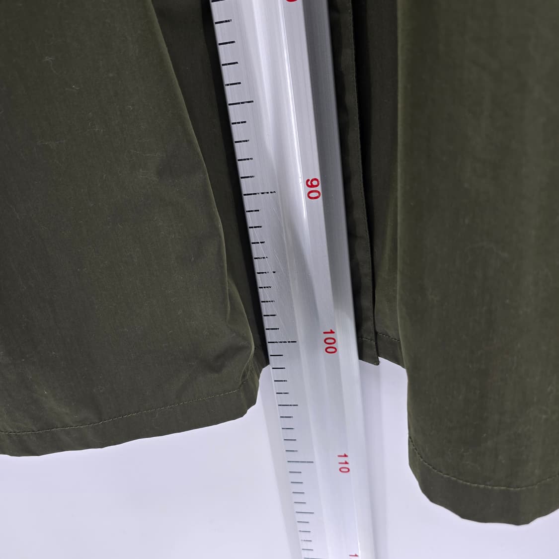 NUMERALS 미니멀 올리브 트렌치 코트 상품이미지4