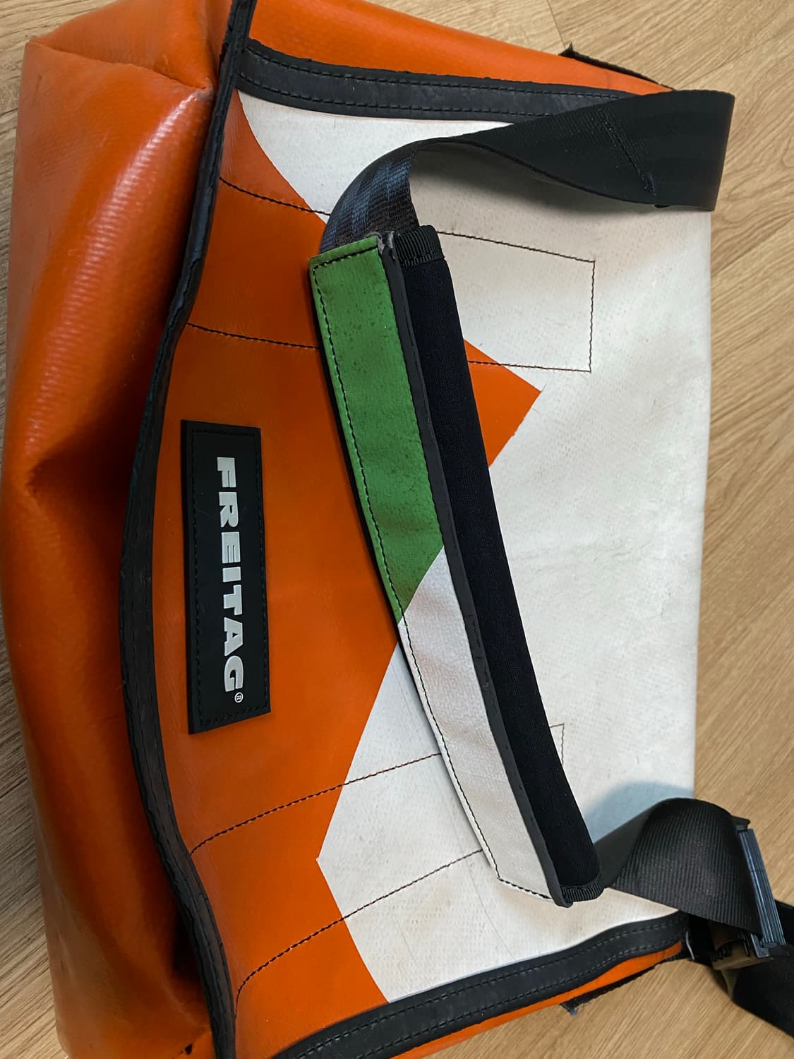 프라이탁 덱스터 상품이미지1