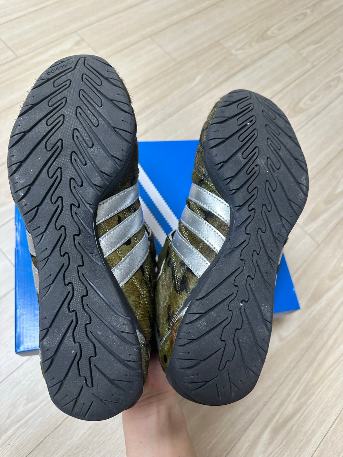 아디다스 떠그클럽 아디레이서 270 상품이미지4